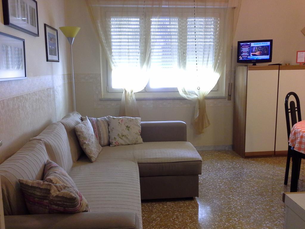 Maison Di Biancaneve Rome Bilik gambar